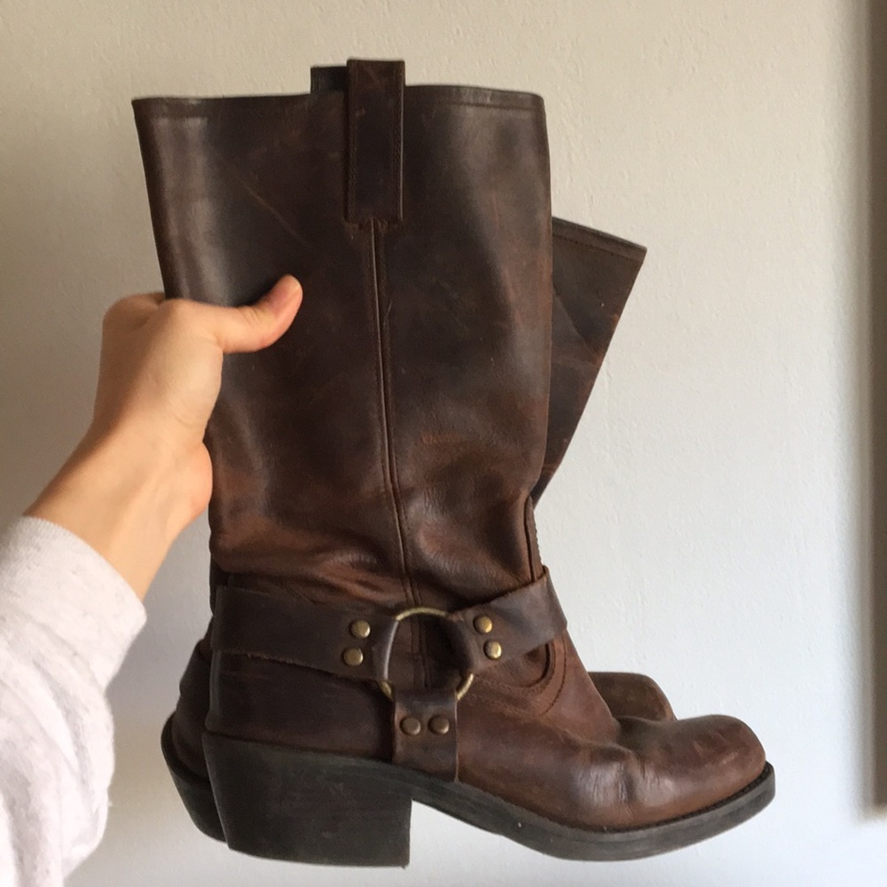 Mossimo Katherine engineer boot (mock Frye)